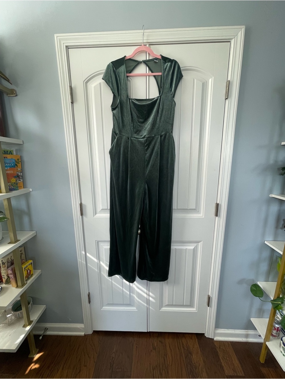 Old Navy Velour Scoop-Neck Jumpsuit in Blueish-Green Sz L